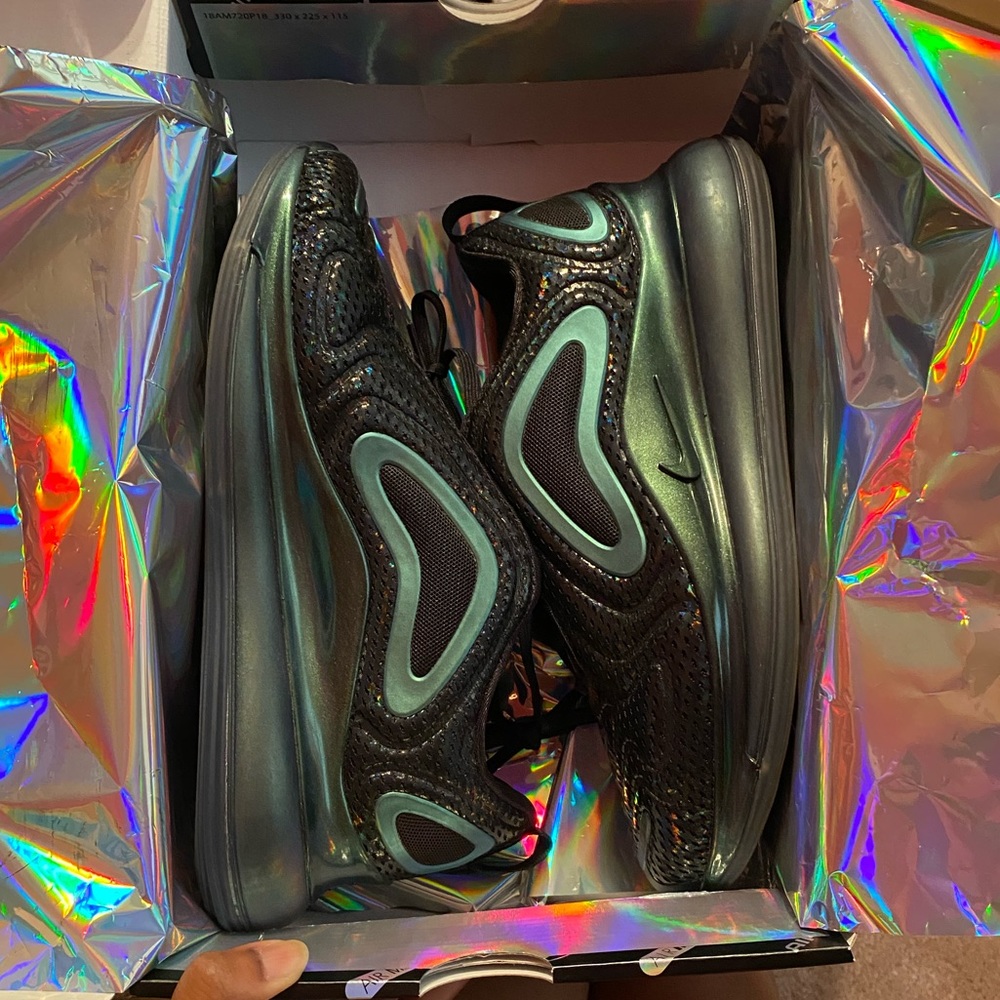 WOMENS AIR MAX 720